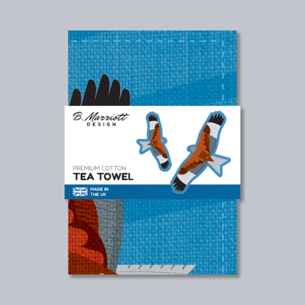 Red Kites In Flight Tea Towel